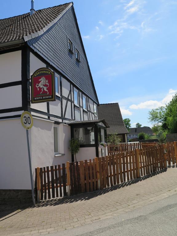 Gaestehaus White Horse Diedersen Coppenbrügge Exterior foto